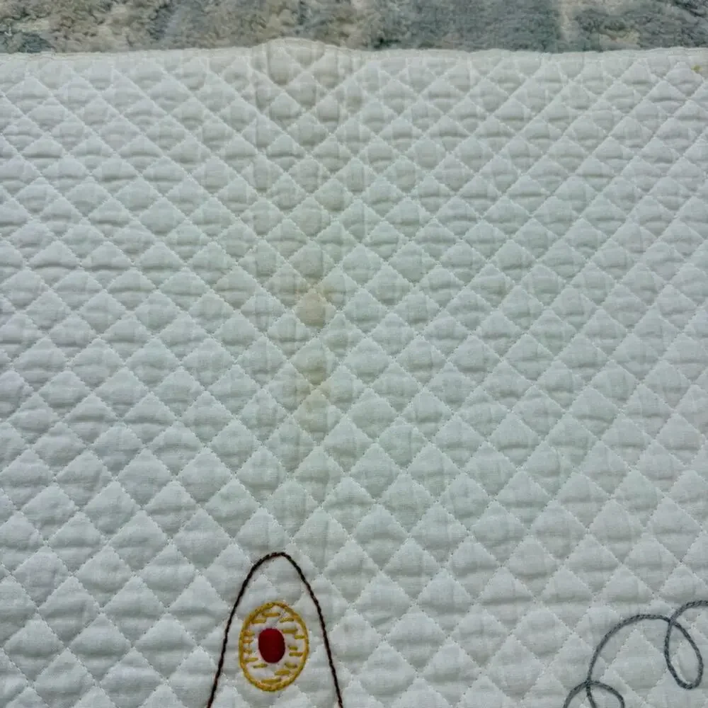 Vintage Handmade Embroidered Gingerbread House Baby Quilt 36x55